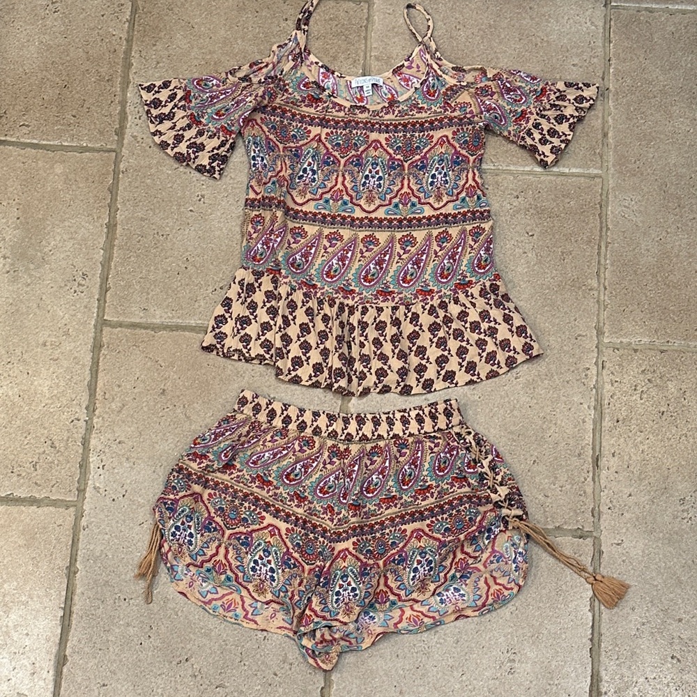 Boho Cold-Shoulder Paisley Top and Shorts Set